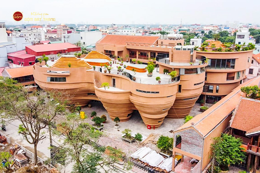 Khám Phá Văn Hóa Gốm Sứ Việt Nam - Các Làng Gốm Nổi Tiếng Ở Việt Nam Và Nghệ Thuật Truyền Thống