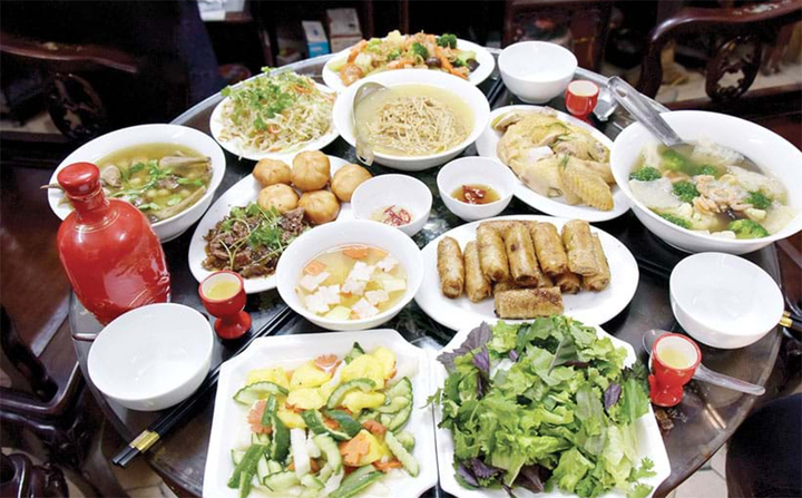 Khám Phá Ẩm Thực Làng Cổ Bát Tràng Hòa Thu - Hương Vị Truyền Thống Đậm Đà Sắc Thu Hà Nội