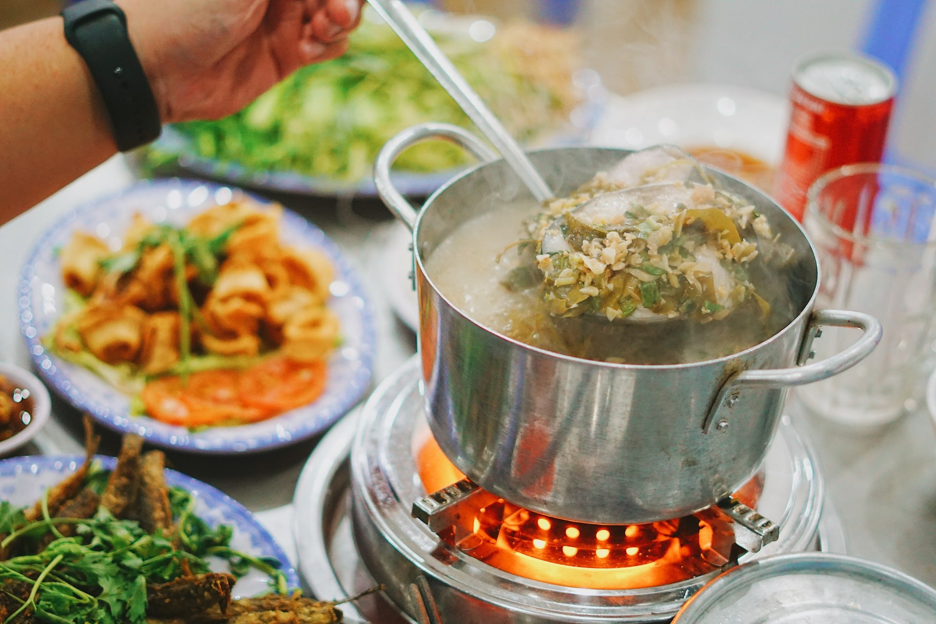 Trời Mưa Lạnh Ăn Gì Ngon - Bí Quyết Chọn Món Ăn Hấp Dẫn Khi Thời Tiết Trở lạnh